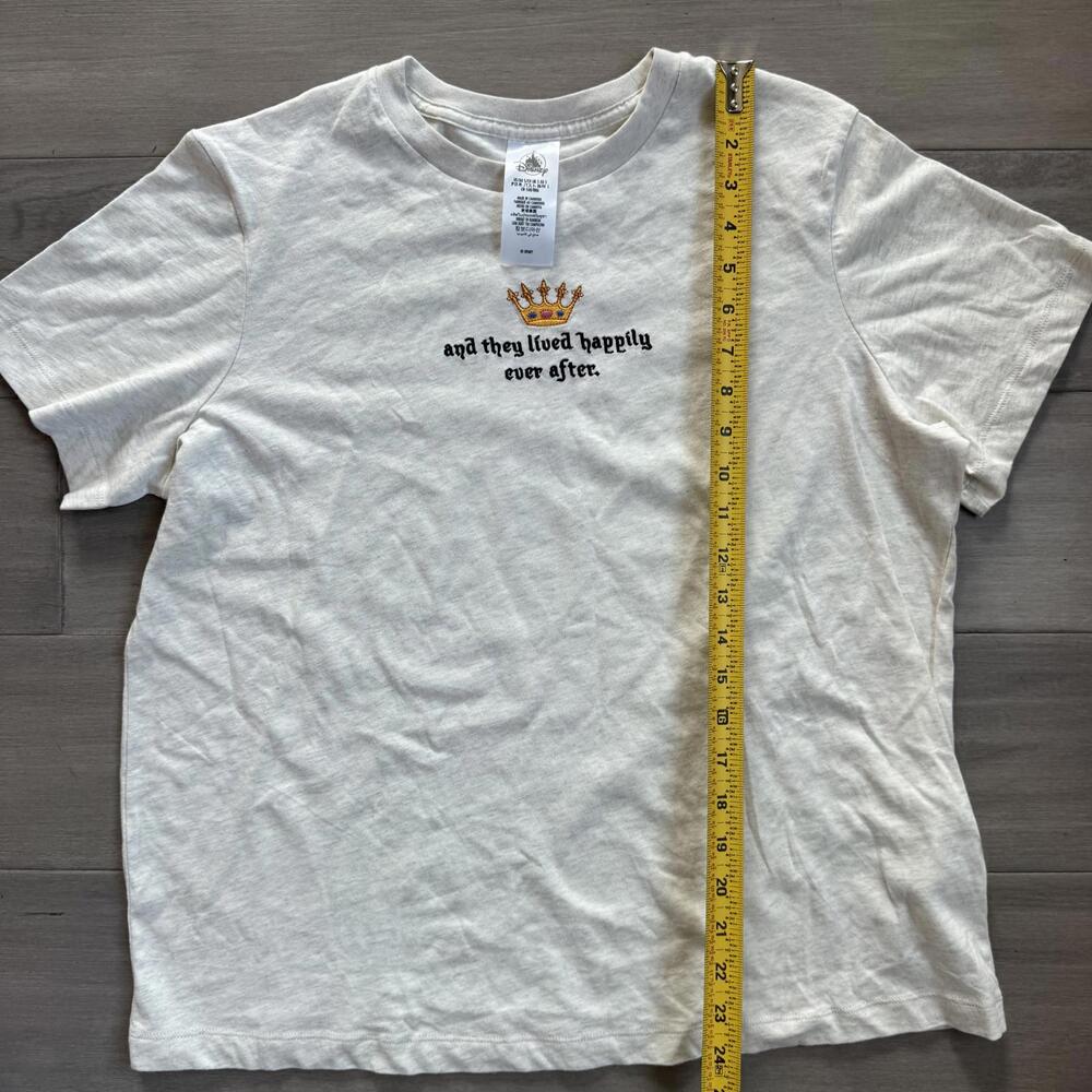 Walt Disney World Cinderella Collection T-shirt - Picture 5 of 7